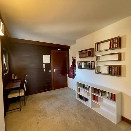 Exclusive Beachfront Apartment Torremolinos - Pool - Paddle - Tenis - Wifi - Central Aircon المظهر الخارجي الصورة