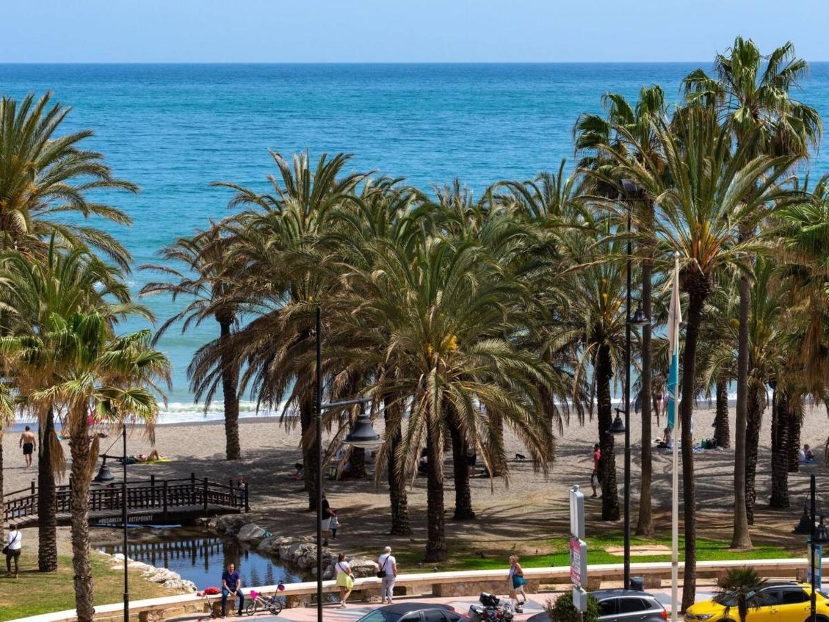 Exclusive Beachfront Apartment Torremolinos - Pool - Paddle - Tenis - Wifi - Central Aircon المظهر الخارجي الصورة