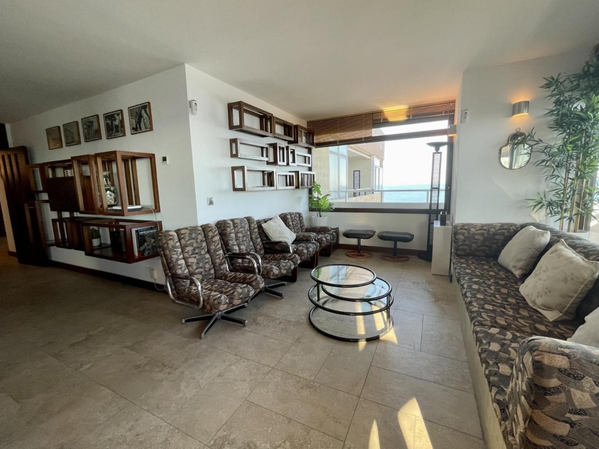 Exclusive Beachfront Apartment Torremolinos - Pool - Paddle - Tenis - Wifi - Central Aircon المظهر الخارجي الصورة