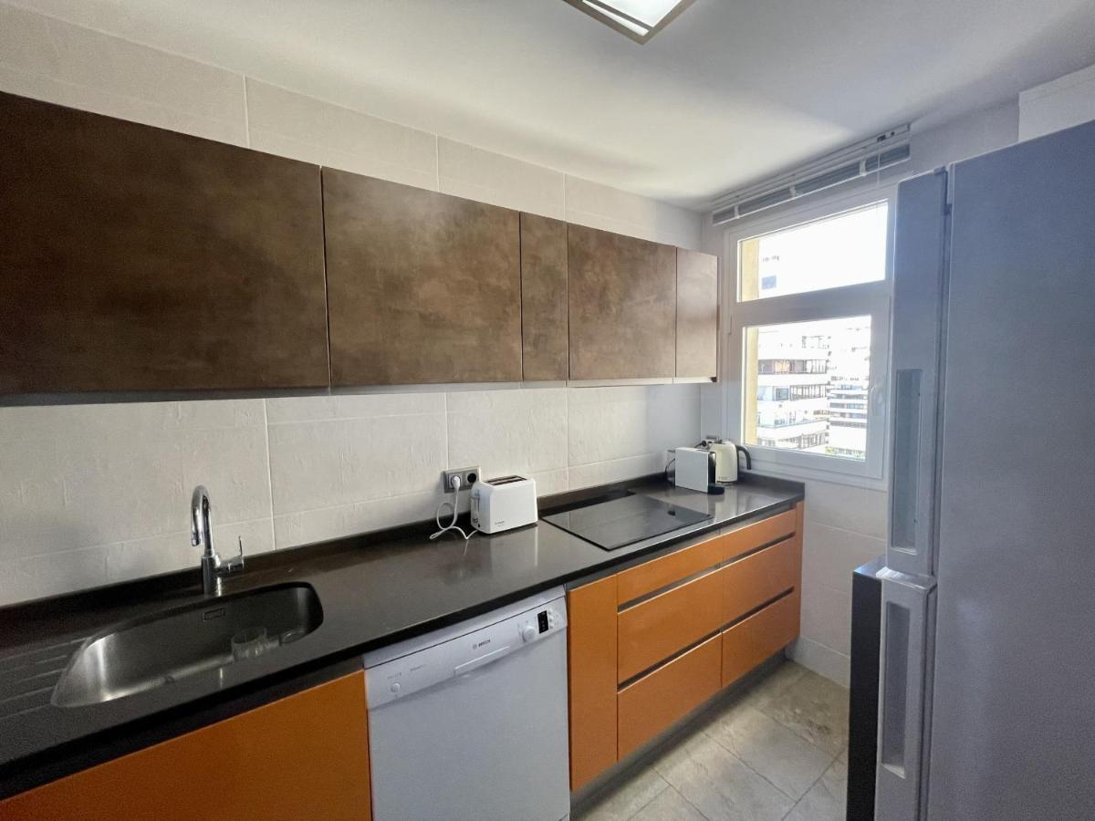 Exclusive Beachfront Apartment Torremolinos - Pool - Paddle - Tenis - Wifi - Central Aircon المظهر الخارجي الصورة
