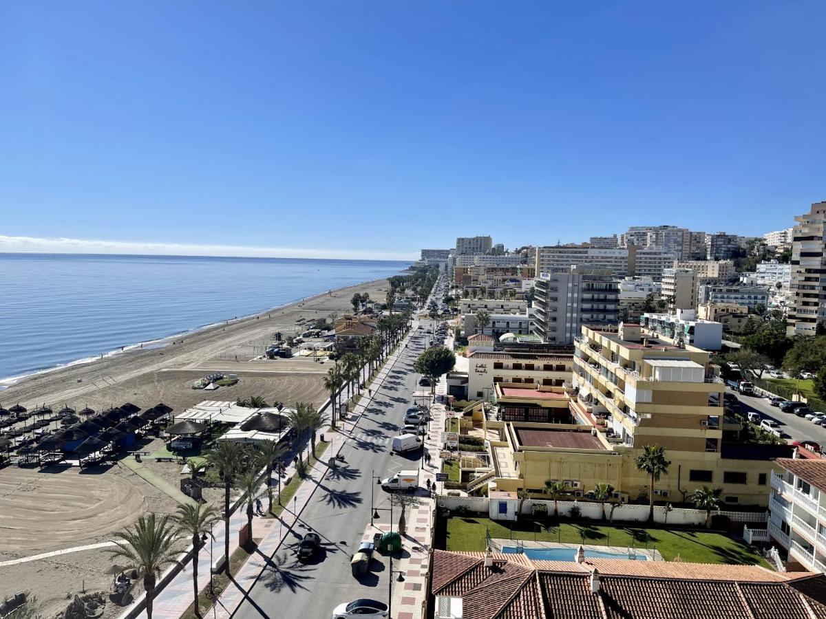 Exclusive Beachfront Apartment Torremolinos - Pool - Paddle - Tenis - Wifi - Central Aircon المظهر الخارجي الصورة