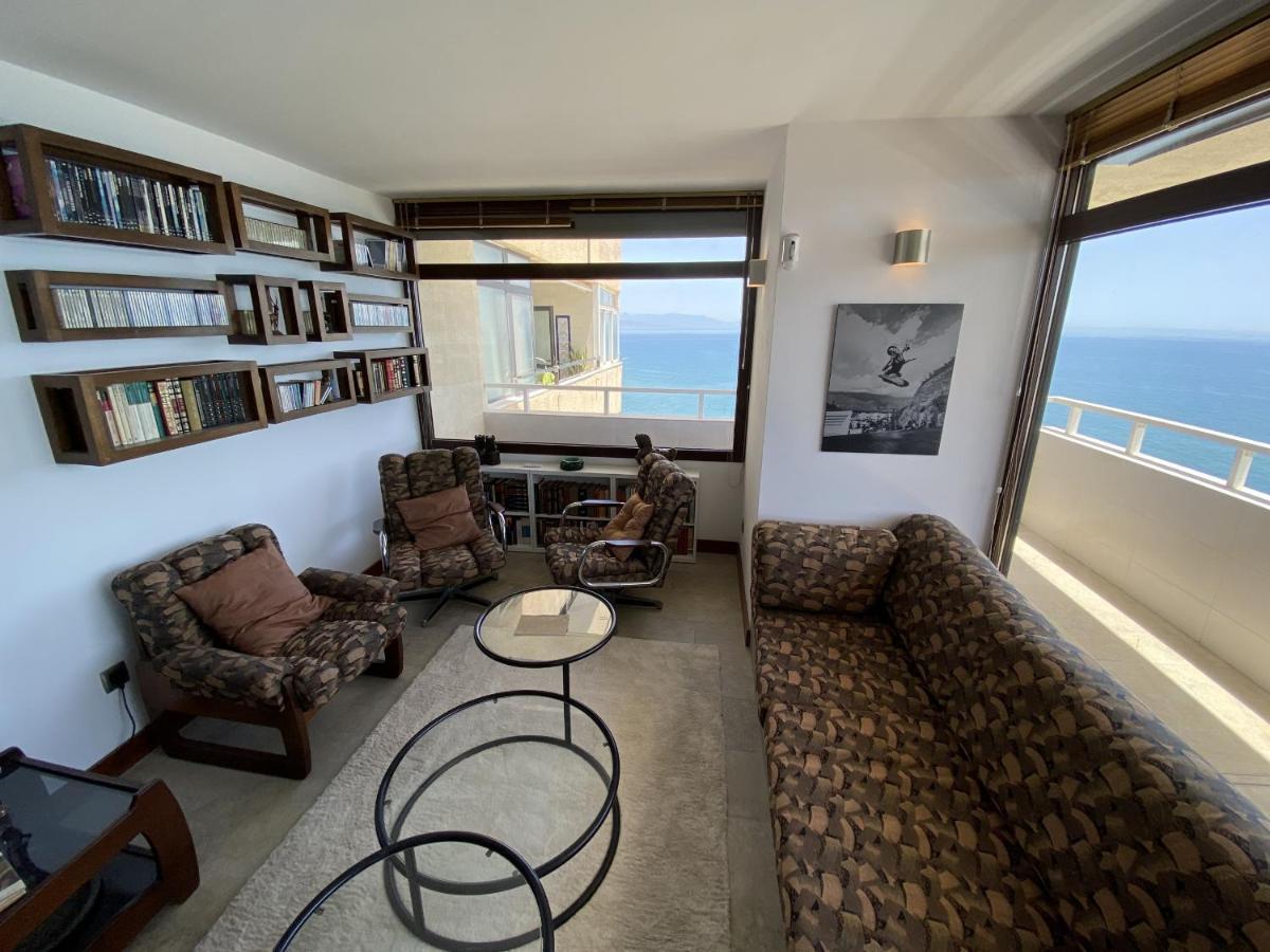 Exclusive Beachfront Apartment Torremolinos - Pool - Paddle - Tenis - Wifi - Central Aircon المظهر الخارجي الصورة