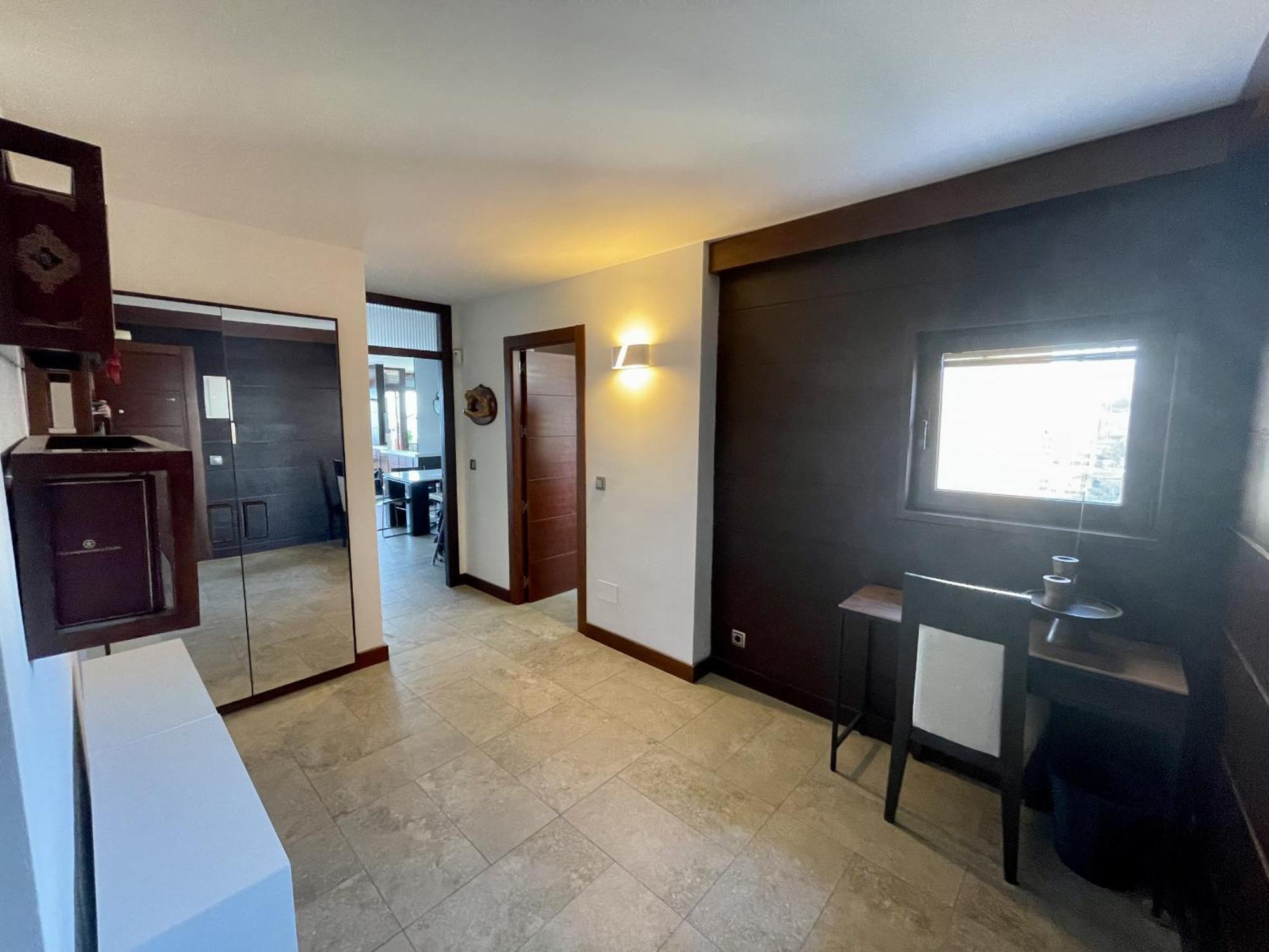 Exclusive Beachfront Apartment Torremolinos - Pool - Paddle - Tenis - Wifi - Central Aircon المظهر الخارجي الصورة